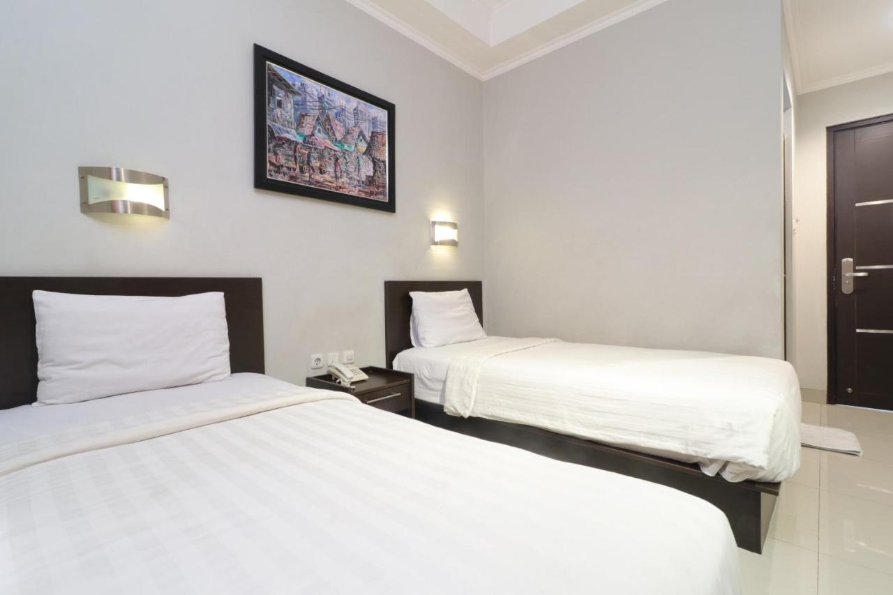 Urbanview Hotel Grand Malabar בנדונג מראה חיצוני תמונה