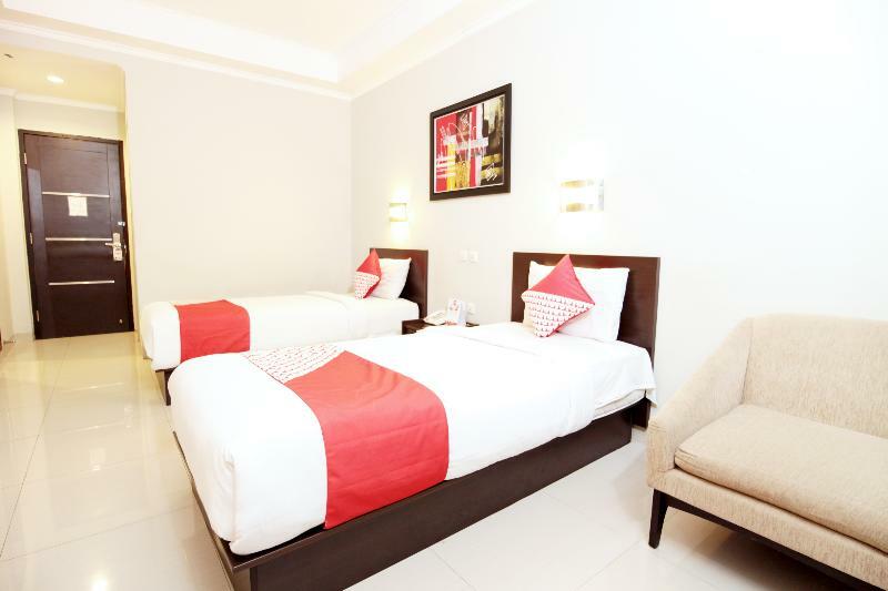 Urbanview Hotel Grand Malabar בנדונג מראה חיצוני תמונה